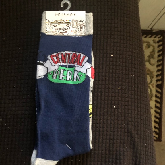 💜Warner Bros. Friends TV Series Socks Set- 694 $15 or $12 w/offer - Picture 1 of 2